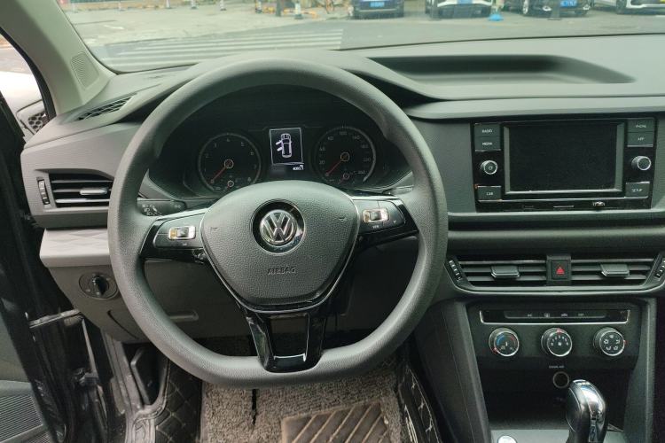 Used Volkswagen Tharu 2020 280TSI Two-Wheel Drive Trend Edition China VI Standard Steering Wheel