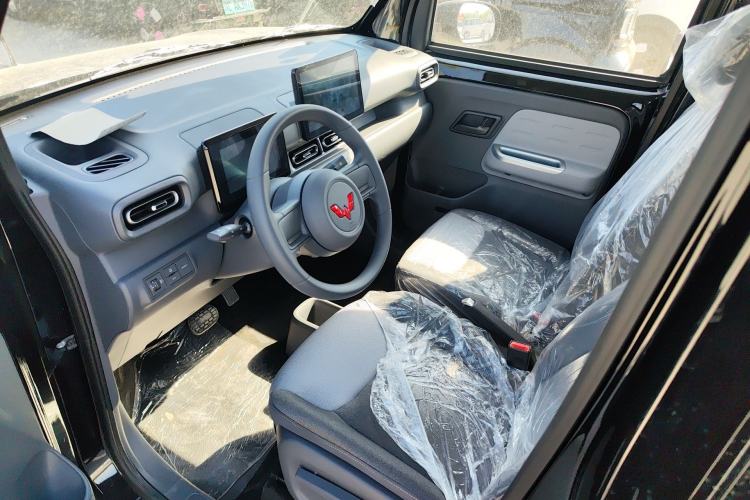 Used Wuling Zhiguang New Energy 2025 Model 305km Ambitious Edition Driver Seat