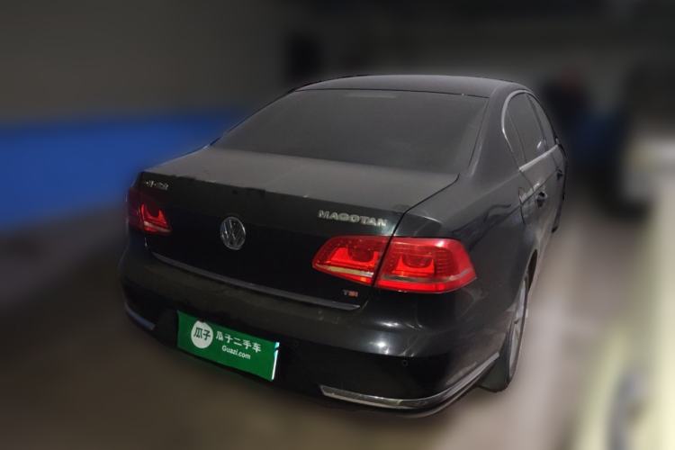 Used Volkswagen Magotan 2013 1.8TSI Premier Model Rear Right 45 Deg