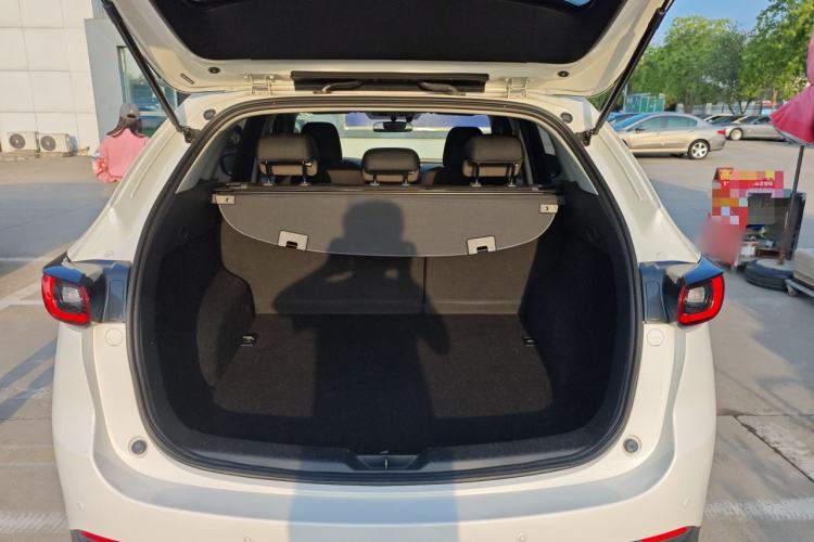 Used Mazda CX-5 2024 2.0L Automatic Two-Wheel Drive ZhiShang Version
