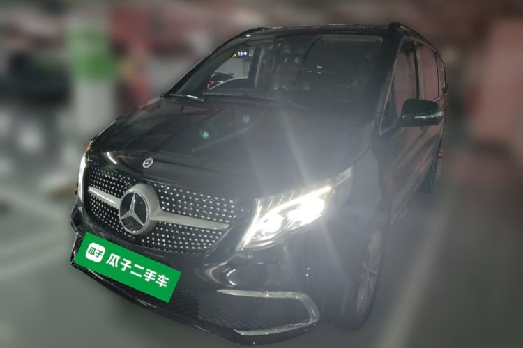 Used Mercedes-Benz V-Class 2022 V 260 Avantgarde Edition