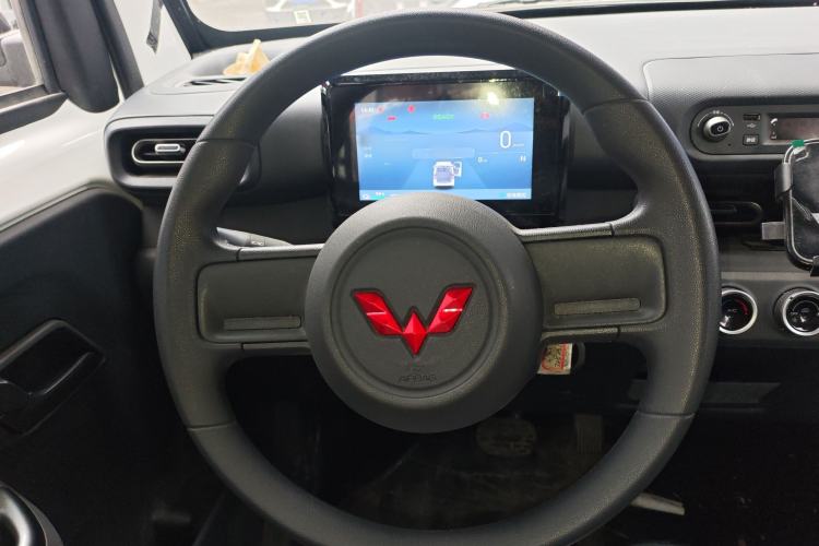 Used Wuling Zhiguang New Energy 2025 Model 305km Ambitious Edition