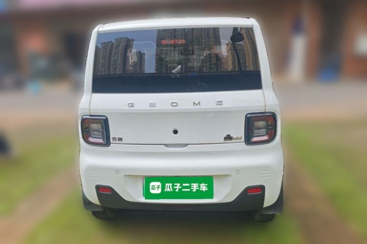 Used Geely Galaxy Panda 2023 Panda Mini 120km Cute Bear
