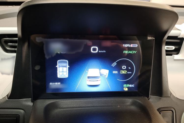 Used Wuling Hongguang MINIEV 2022 Macaron Premium Model – Lithium Iron Phosphate