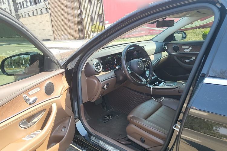 Used Mercedes-Benz E-Class 2021 Facelift E 260 L 4MATIC