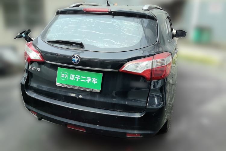 Used Venucia T70 2015 1.6L Manual Ruixing Edition Rear Right 45 Deg