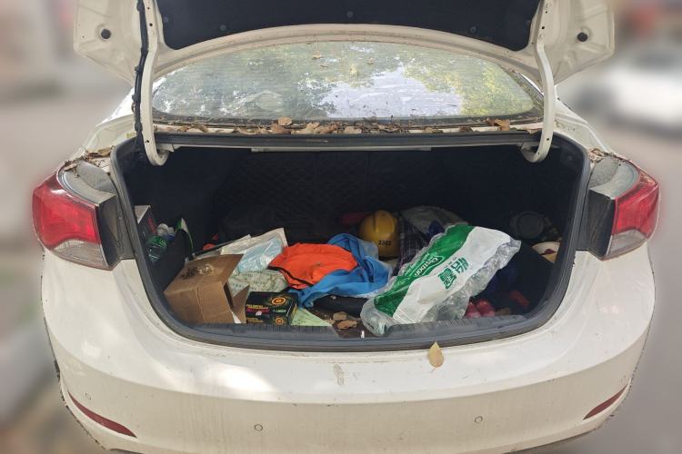 Used Hyundai Elantra (5th Generation / Langdong) 2016 1.6L Automatic Prestige Model Trunk