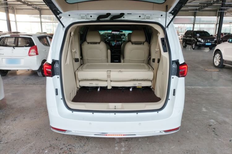 Used Buick GL8 2023 Land Business Class Smart Deluxe Model