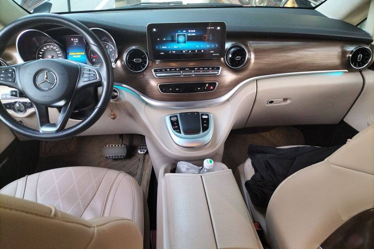 Used Mercedes-Benz V-Class 2021 V 260 L Long Wheelbase Prestige Edition