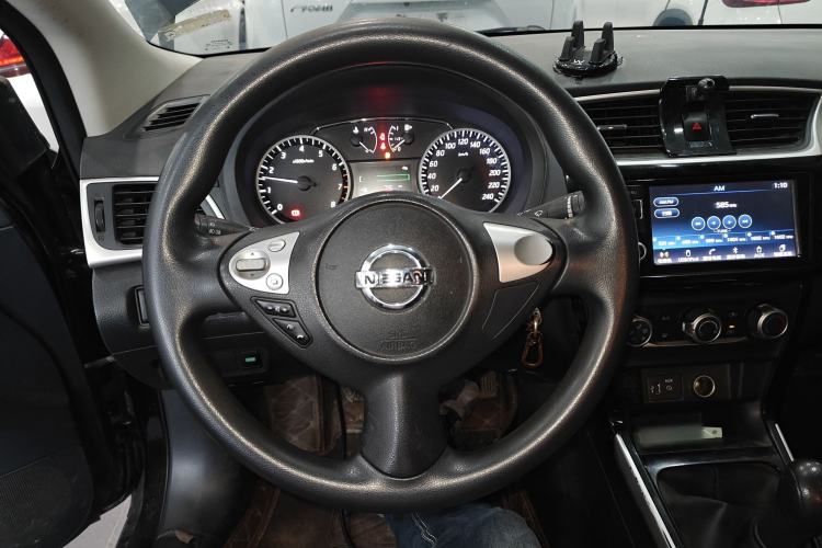 Used Nissan Sylphy 2019 Classic 1.6 XL Manual Luxury Edition Steering Wheel