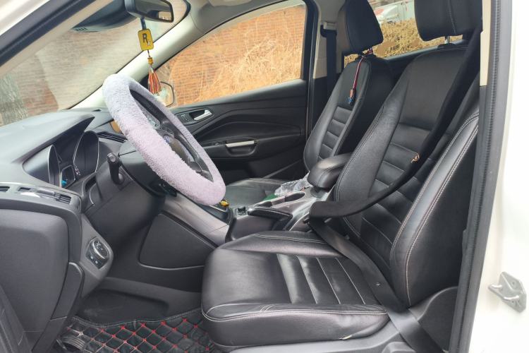 Used Ford Kuga 2015 2.0L GTDi Four-Wheel Drive Prestige Model Left Front Seat