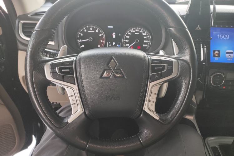 Used Mitsubishi Pajero 2018 V93 3.0L 5-Door GLS Genuine Leather Version – Middle East
