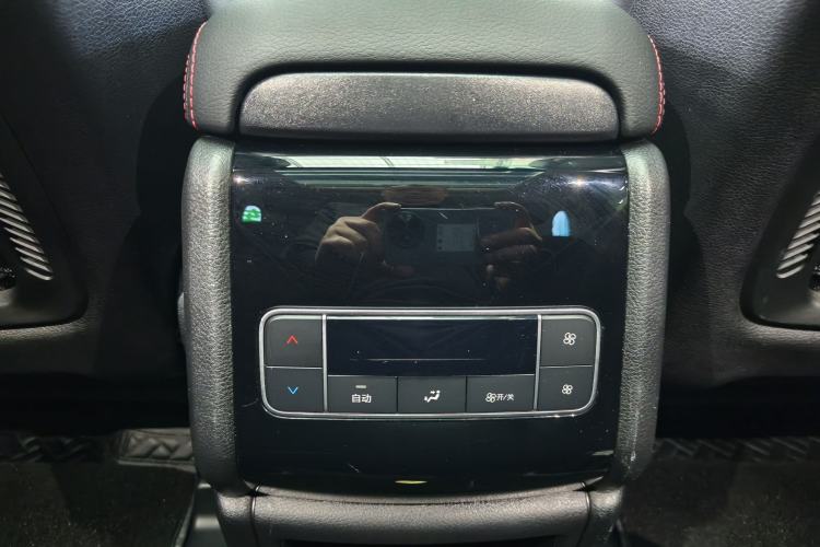 Used BYD Tang New Energy 2019 DM 2.0T All-Wheel Drive Smart Connectivity Enjoyment Model 7 Seats China VI Standard