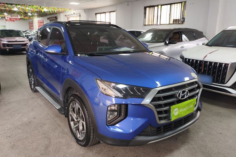 Used Hyundai Tucson 2019 280TGDi Dual-Clutch Two-Wheel Drive Fashion Edition China VI Standard Front Right 45 Deg