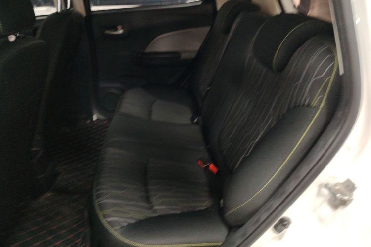 Used CHANGAN Benni E-Star 2021 National Edition Xinyi Edition Lithium Iron Phosphate (31.18 kWh) Left Rear Seat