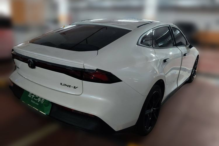 Used CHANGAN UNI-V 2022 1.5T Prestige Version