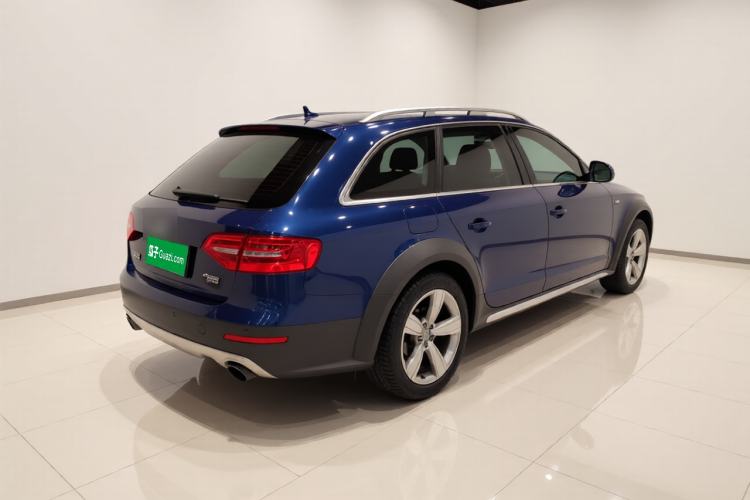 Used Audi A4 2014 40 TFSI allroad quattro plus version Rear Right 45 Deg