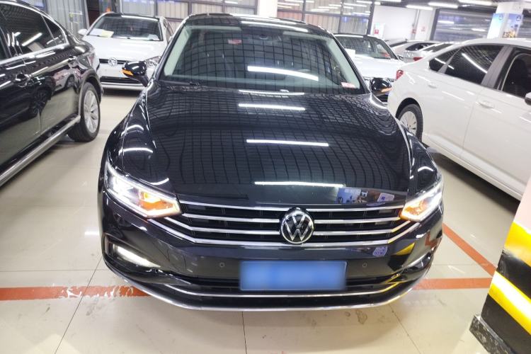 Used Volkswagen Magotan 2020 330TSI DSG Leading Model
