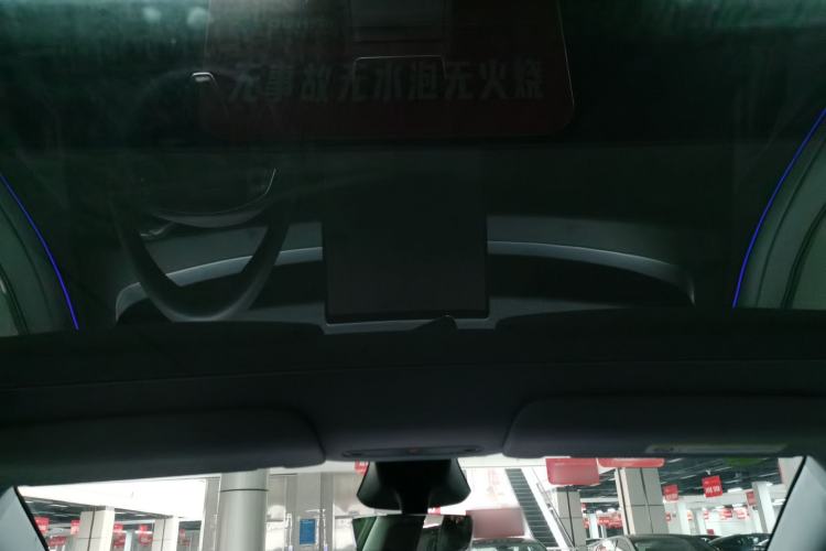 Used Tesla Model Y 2025 Rear-Wheel-Drive Version
