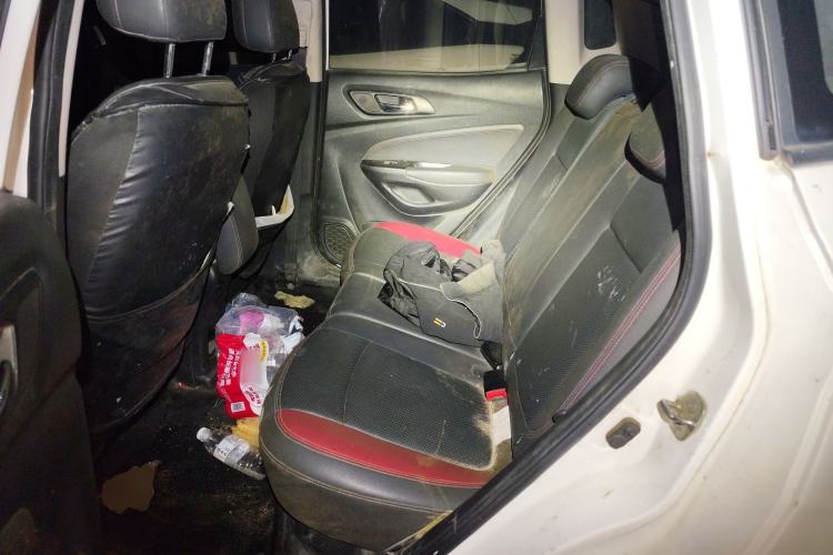 Used CHANGAN CS15 2016 1.5L Manual Fashion Edition
