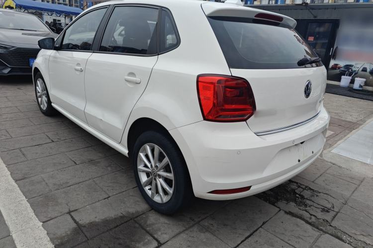Used Volkswagen Polo 2014 1.6L Automatic Luxury Edition
