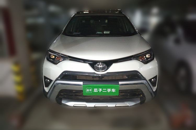 Used Toyota RAV4 2019 2.0L CVT Two-Wheel Drive Fashion X Limited Edition China V Standard