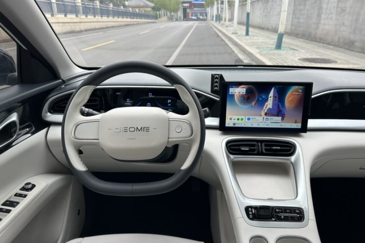 Used Geely Galaxy Geome 2025 310km Youth Edition Steering Wheel