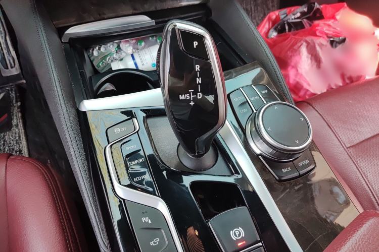 Used BMW 5 Series 2019 530Li Luxury Edition M Sport Package Gear Lever