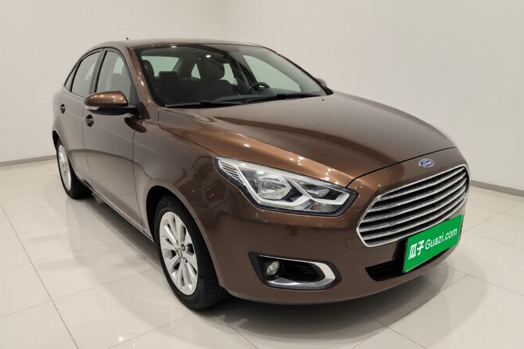 Used Ford Escort 2015 1.5L Automatic Fashion Model
