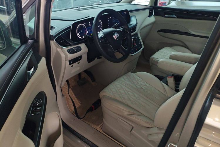 Used Buick GL8 2022 ES Landtrek 653T Comfort Edition