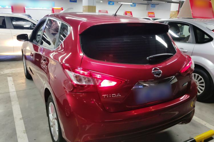 Used Nissan Tiida 2016 1.6L CVT Cool Dynamic Edition
