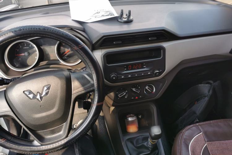 Used Wuling Hongguang 2019 1.5L S Standard Version China VI LAR