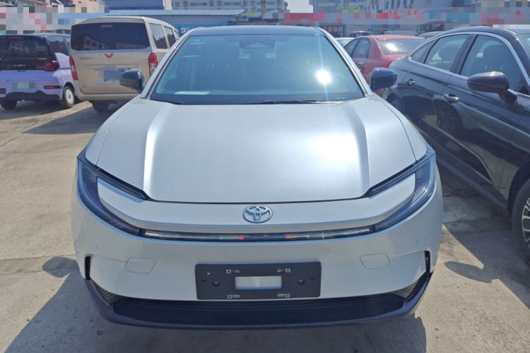 Used Toyota bZ5 2025 Model 550 JOY