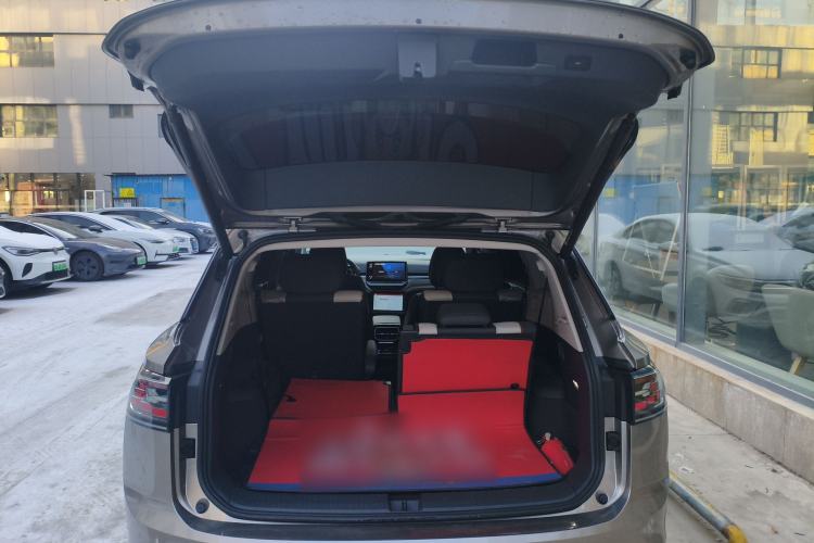 Used Volkswagen ID.6 CROZZ 2022 Long-Range PRO Edition Trunk