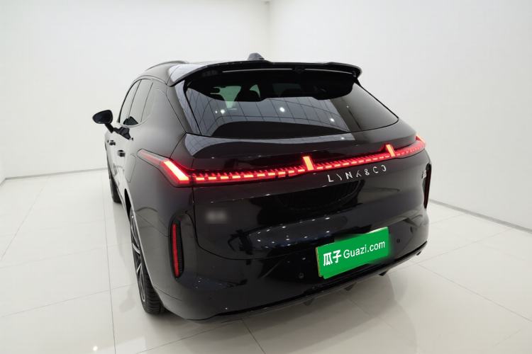 Used Lynk & Co 08 EM-P 2025 120km Long-Range Pro
