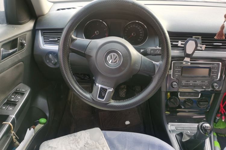 Used Volkswagen Bora 2014 1.6L Manual Fashion Edition