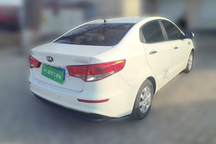 Used Kia K2 2015 Sedan 1.4L MT GLS
