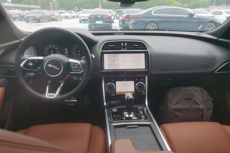 Used Jaguar XEL 2024 2.0T 250 PS R-DYNAMIC S Ebony Black Sport Edition
