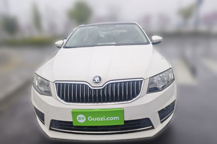 Used Skoda Octavia 2017 1.6L Automatic Smart Drive Edition