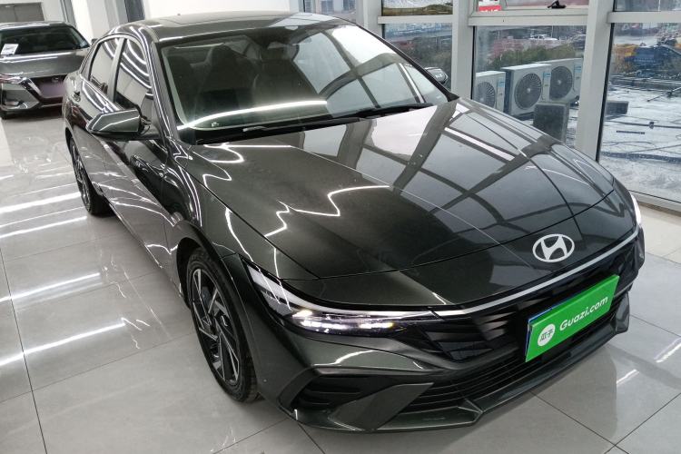 Used Hyundai Elantra 2023 1.5L CVT LUX Prestige Edition