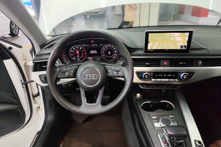 Used Audi A4L 2019 40 TFSI Fashion Version China V
