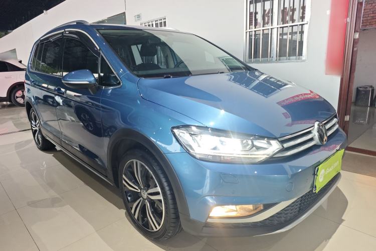 Used Volkswagen Touran 2018 Volkswagen Touran L 280TSI DSG Boundary Edition 7 Seats China V Emission Standard
