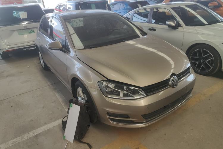 Used Volkswagen Golf 2014 1.4TSI Automatic Luxury Model
