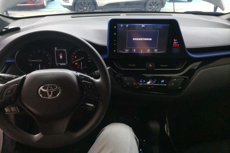 Used Toyota IZOA 2020 2.0L Enjoy Edition
