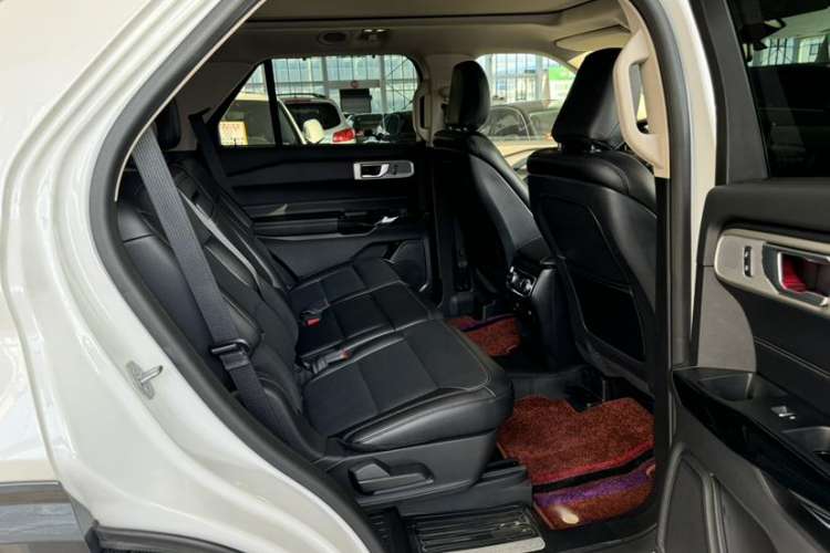 Used Ford Explorer 2020 EcoBoost 285 4x4 Titanium Edition 7-Seater
