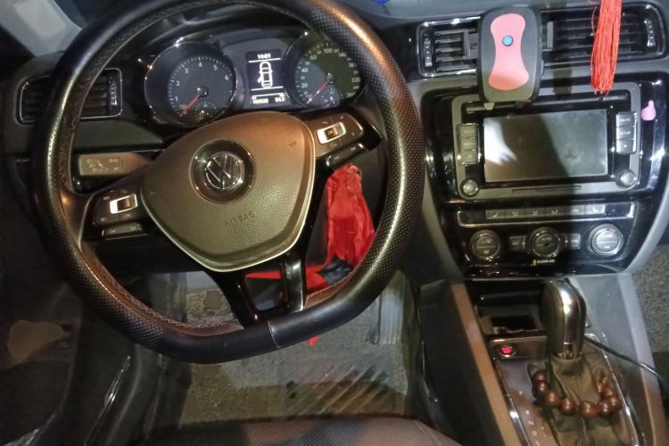 Used Volkswagen Sagitar 2015 230TSI Automatic Luxury Model