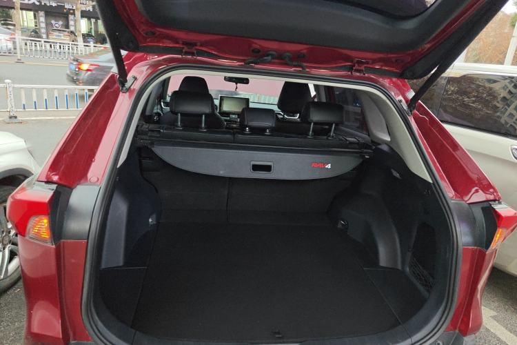 Used Toyota RAV4 2020 2.0L CVT Two-Wheel Drive Fashion Edition
