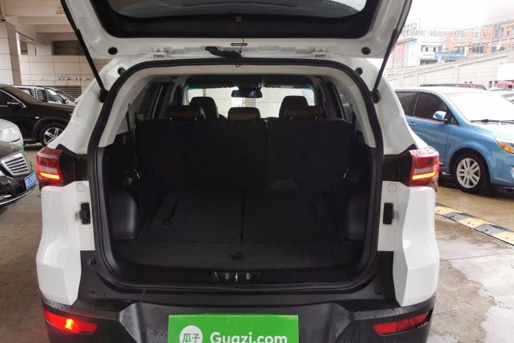 Used JETOUR X70M 2021 1.5T DCT Luxury Partner Model 7 Seats