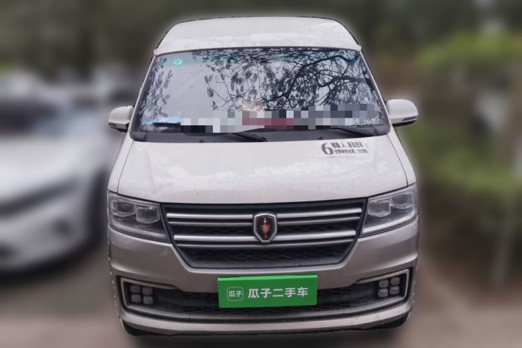 Used Jinbei New Hiace S 2023 1.5L Wealth Edition Passenger Van 5/6/7-Seater Non-Air-Conditioned Version SWC15M Front