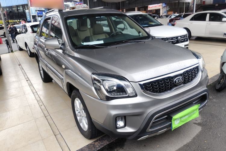 Used Kia Sportage 2013 2.0L Automatic Two-Wheel Drive GL Trim Front Right 45 Deg